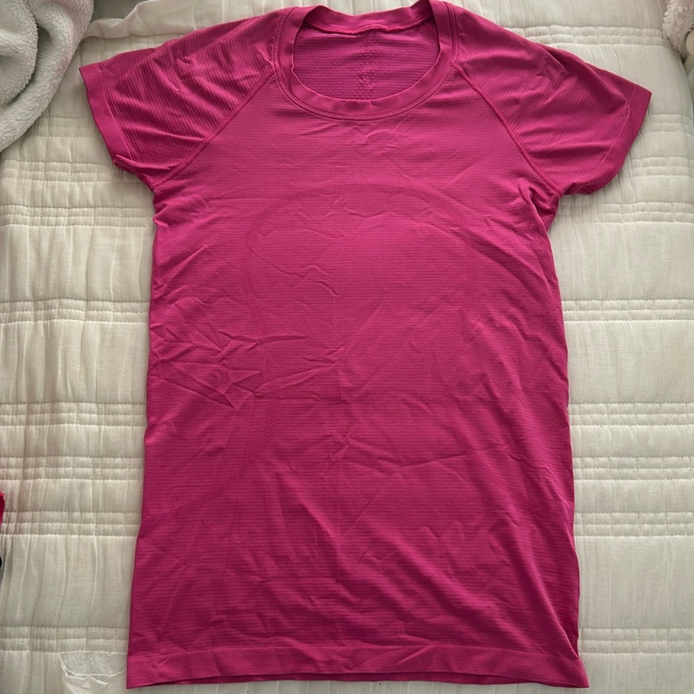 Lululemon Sonic Pink Swiftly Tech